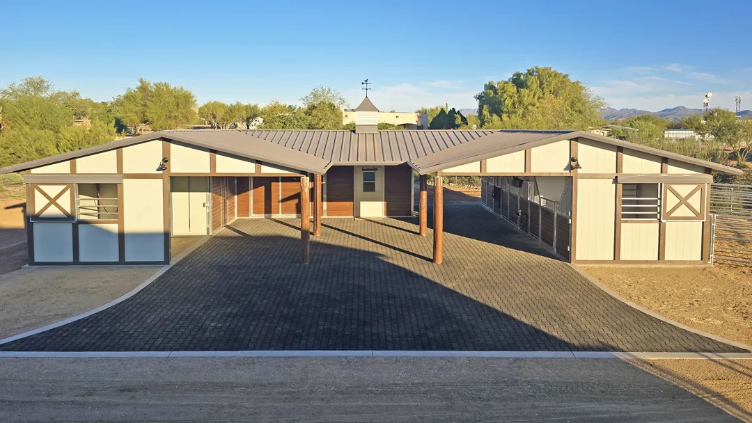 Custom U-Shaped Shedrow Barn Project in Scottsdale, AZ